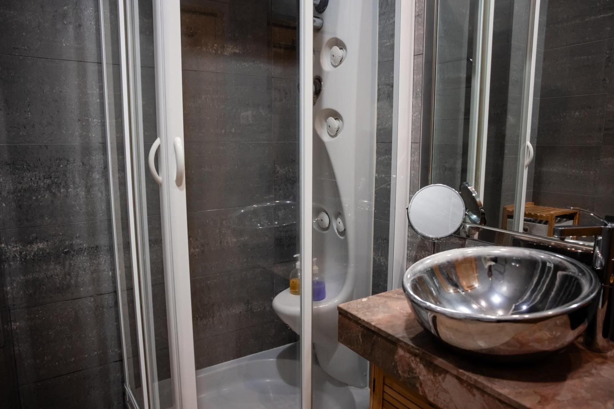 דירות ליסבון Premium Flat At Ajuda/Belem With Balcony, Parking! מראה חיצוני תמונה